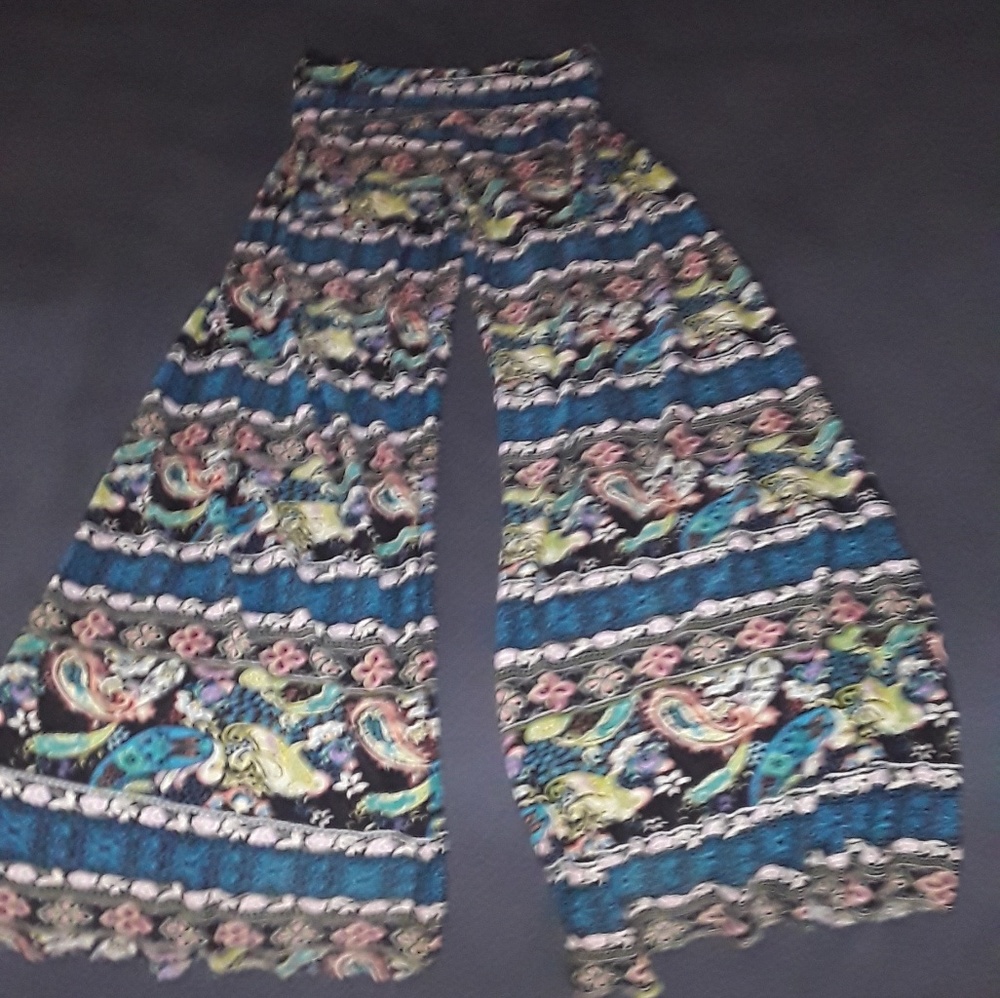 Bell bottom pants